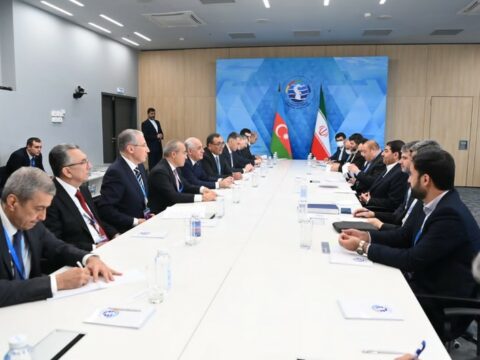 Əli Əsədov İranın birinci vitse-prezidenti ilə görüşüb