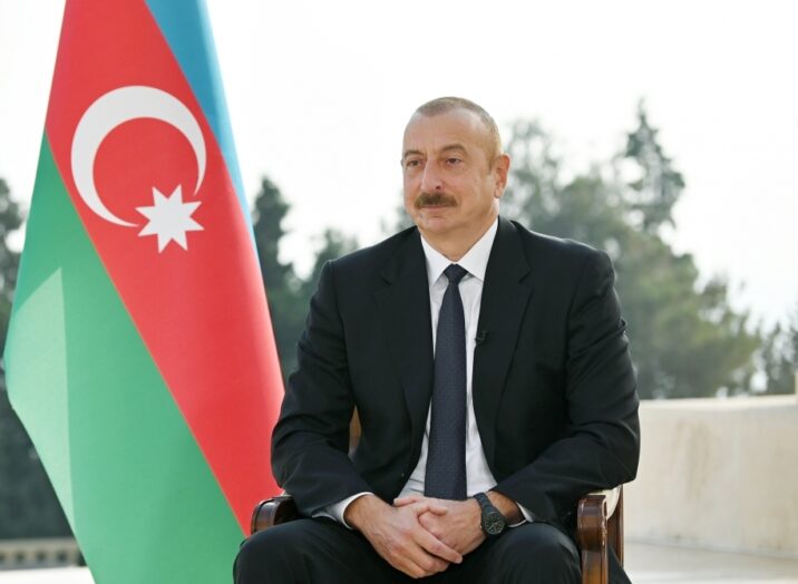 İlham Əliyev Praqada yerli telekanallara müsahibə verdi 