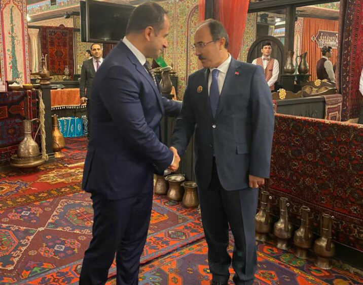 Türkiyə səfiri “Şuşa” medalı ilə təltif olundu