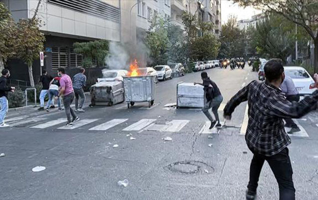 Tehran küçələrində yenidən etiraz aksiyaları BAŞLADI