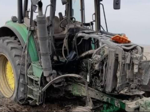 Füzulidə traktor minaya DÜŞDÜ