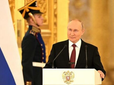 Putin Kerç boğazında təhlükəsizliklə bağlı fərman imzaladı
