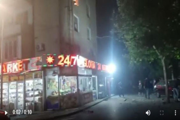 Bakıda yaşayış binasında yanğın zamanı iki nəfər xəsarət alıb