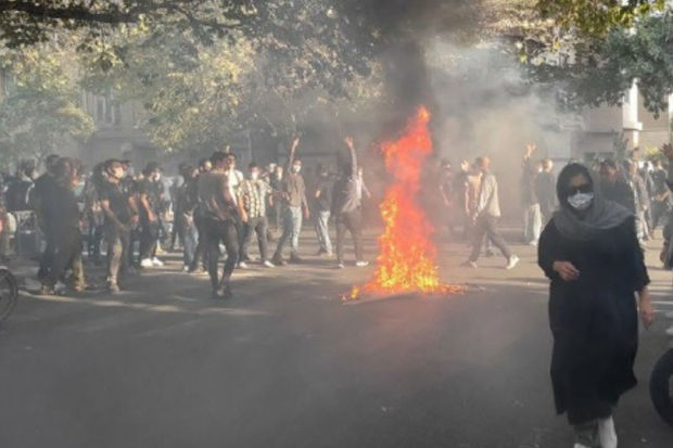 İran İnsan Haqları Təşkilatı: “Etirazlarda ən azı 185 nəfər öldürülüb”