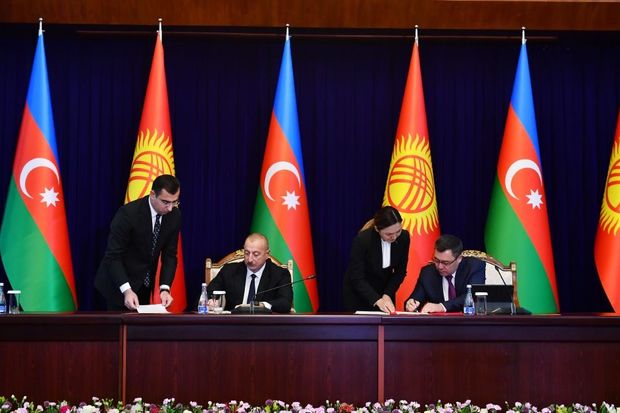 Azərbaycan-Qırğızıstan sənədləri imzalanıb – FOTO