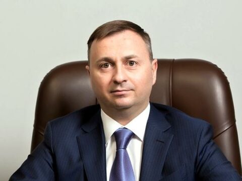 Deputat öldü