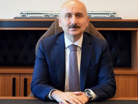 “Dəmir İpək Yolunu dirçəltməkdə davam edirik”