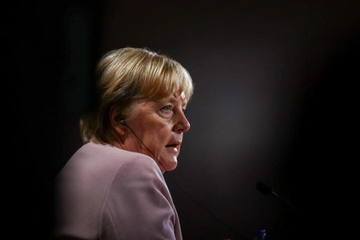 Merkel Rusiya siyasətinə görə peşman deyil