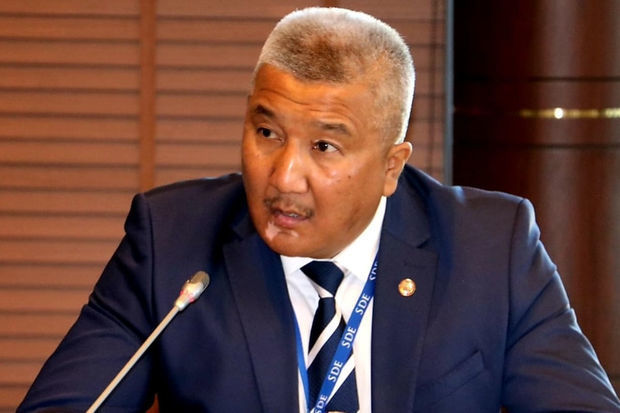 Qırğız ekspert: “Hamı bizə təzyiq edir, dözümlüyümüz sınağa çəkilir”