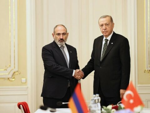 Paşinyan Ərdoğanla görüşəcək