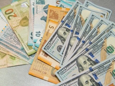 Dolların manata qarşı 3 günlük MƏZƏNNƏSİ
