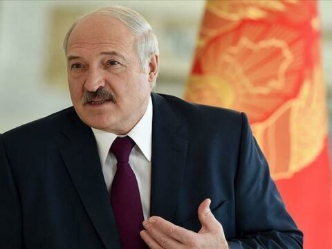 Lukaşenko ABŞ və Britaniyanı sülhə çağırdı: gəlin müharibəni dayandıraq!