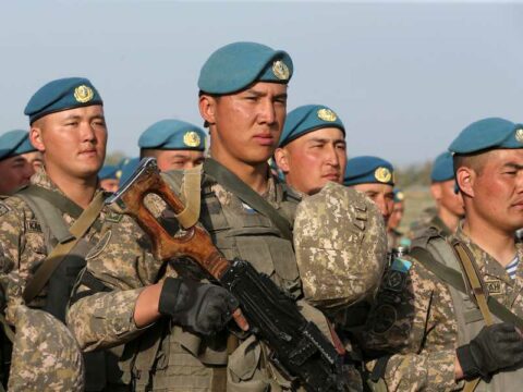 “Rusiyada hərbi səfərbərlik başlanandan Qazaxıstana 98 min Rusiya vətəndaşı gəlib…”