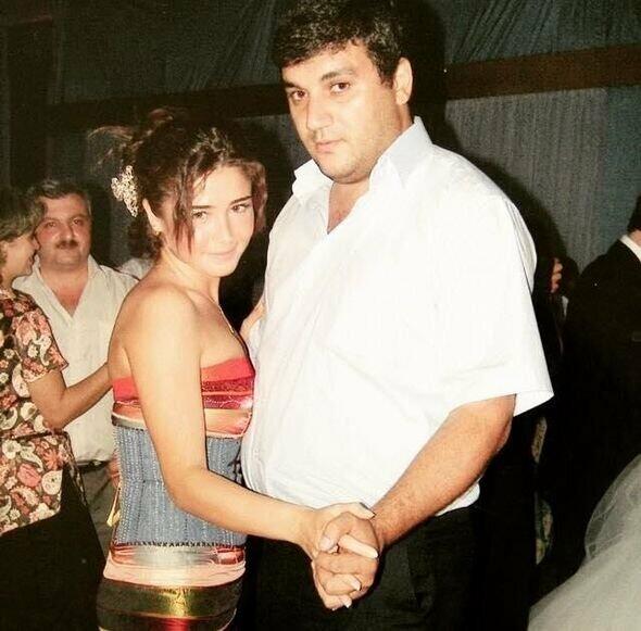 Sevdiyi adama görə sənətini atdı, rəfiqəsinin ailəsini dağıtdı, baş leytenant rütbəsi aldı