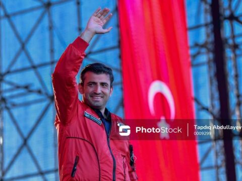 Səlcuq Bayraktar Azərbaycan xalqını təbrik etdi