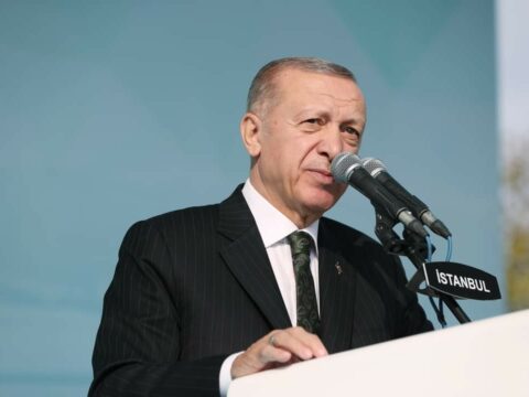 Ərdoğan Azərbaycanı TƏBRİK ETDİ 