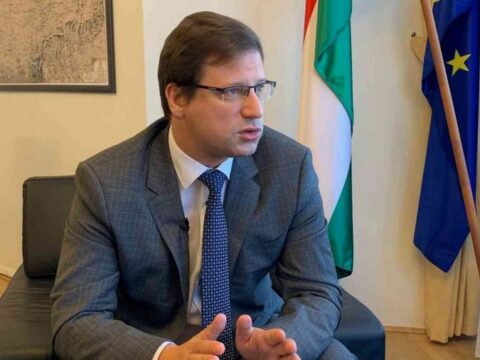 Macarıstandan Rusiya AÇIQLAMASI 