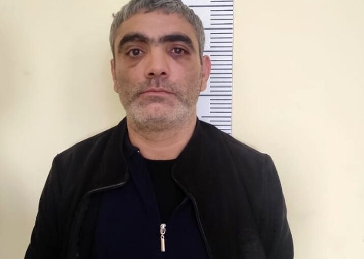 Həyətində narkotik basıran şəxs tutuldu