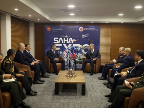 Azərbaycan və Türkiyə müdafiə nazirlərinin görüşü olub