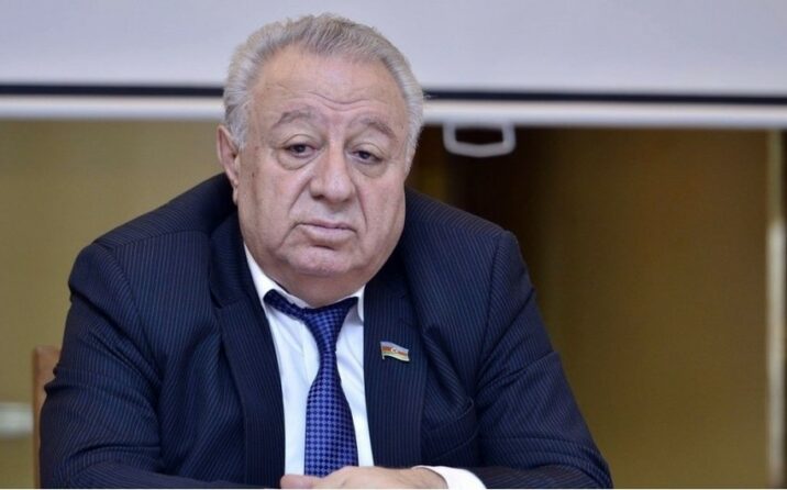 “Gözəl yazıçılara paxıllıq edirəm” – Hüseynbala Mirələmov