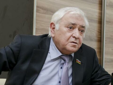 “203 min manat “semiçka” puludur”