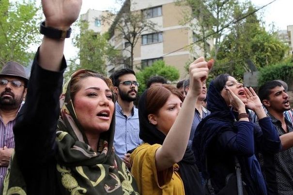 Mehdimi, Qərbmi, Ukraynadakı günahsız insanların ruhumu…?