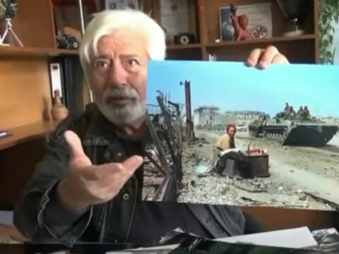 “Şah” ləqəbi ilə tanındı, yeddi müharibə gördü: Azərbaycanlı fotoqraf xatirələrini bölüşür