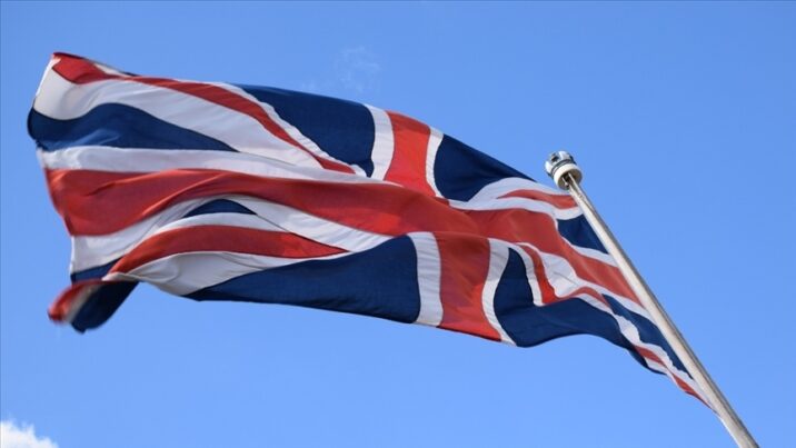 Britaniya daha 4 rus oliqarxı “qara siyahı”ya saldı