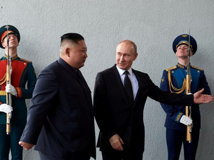 Kim Çen In Putinə gizli yolla silah satır