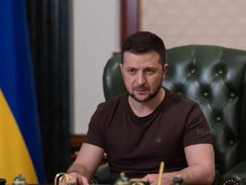 Zelenski Putinlə bir sammitdə iştirak etmək arzusunda deyil…