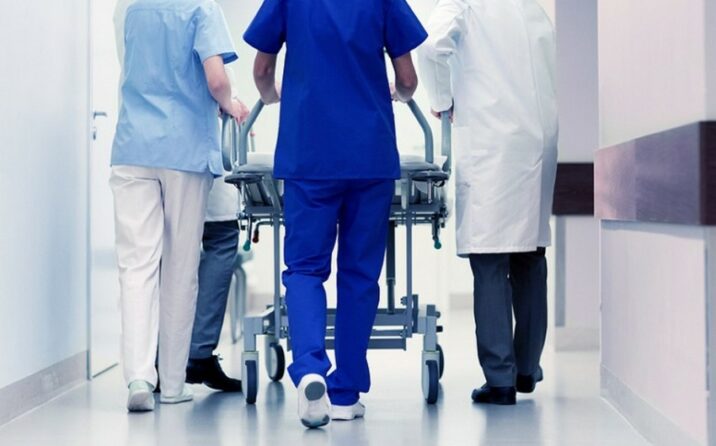 17 yaşlı qız doğuşdan sonra öldü