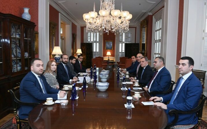 Azərbaycan və Ermənistan XİN başçılarının görüşü BAŞLADI 