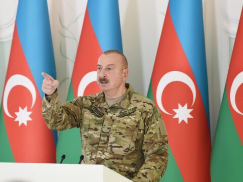 Erməni silahlı qüvvələri Qarabağda nə gəzir?
