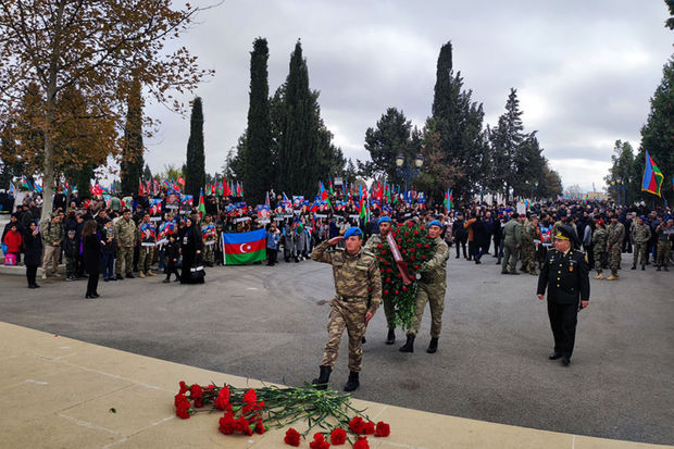 Azərbaycan Ordusunda Zəfər Günü münasibətilə silsilə tədbirlər keçirilib