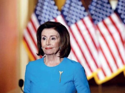 Qalmaqallı Pelosi seçkidə qalib gəldi