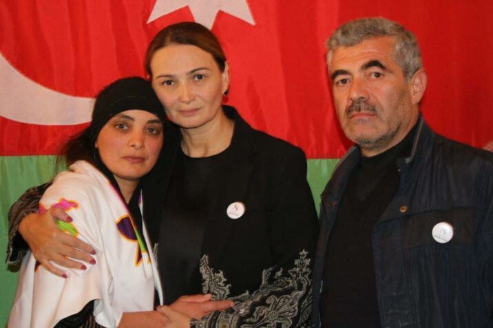 Qənirə Paşayeva Tovuzda Vətən müharibəsi şəhidlərinin ailələri və qazilərlə görüşüb