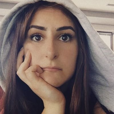 “Ermənistan cəmiyyətində çoxlu komplekslər var…”