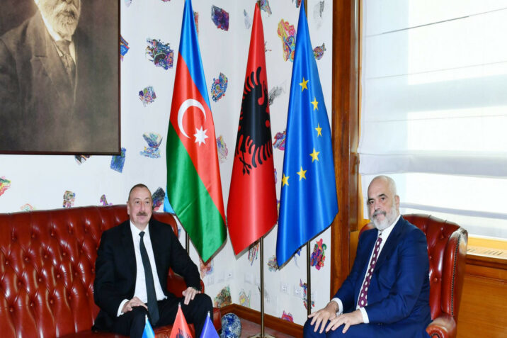 İlham Əliyev Albaniyanın baş naziri ilə GÖRÜŞDÜ 