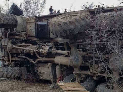 Erməni hərbçilər qəzaya düşdü – 1 ölü, 7 yaralı var