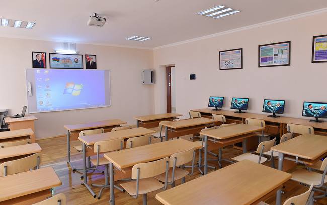 Büdcə vəsaiti bəs etmir, valideynlərdən də pul yığılır
