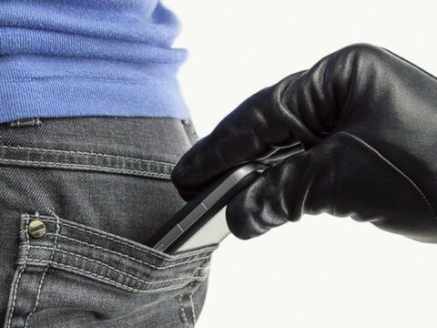 Bakıda əcnəbi vətəndaşın telefonu oğurlandı