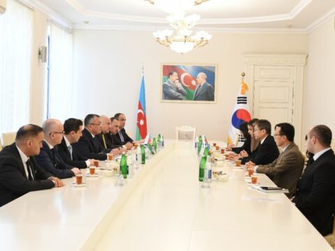 Koreya səfirliyi qaçqınlara və məcburi köçkünlərə dəstək tədbirləri həyata keçirir
