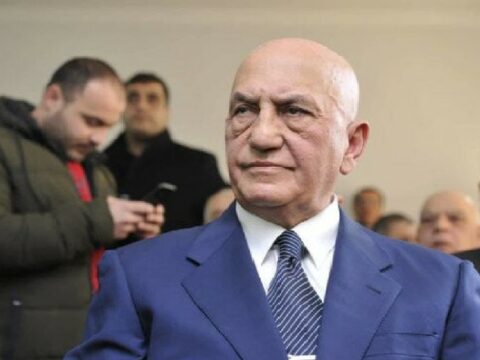 Əli İnsanov İlham Əliyevə məktub YAZDI: “…bunu özümə borc bilirəm”