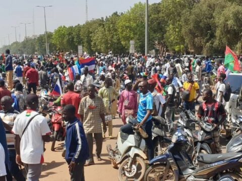 Burkina-Fasoda Fransa əleyhinə nümayiş keçirilib, qoşunların ölkədən çıxarılması tələb edilib