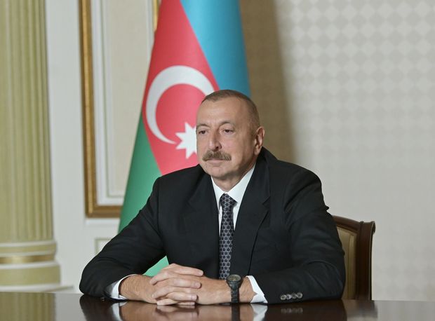 İlham Əliyev YAP-ın 30 illiyi bağlı tədbirdə iştirak edir
