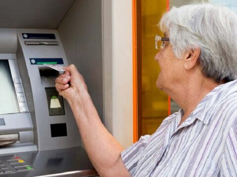 Yaşa görə pensiya 455 manat olacaq