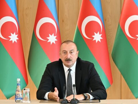 İlham Əliyev beynəlxalq konfransda iştirak edir