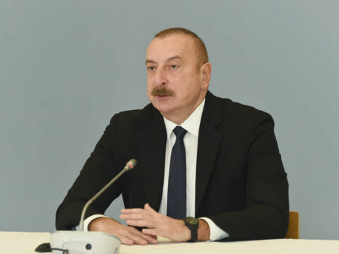 “İran ilə sərhəddə hərbi təlimlər keçirməli olduq ki, onlardan qorxmadığımızı nümayiş etdirək”
