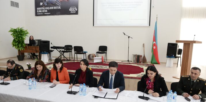 Ədliyyə Nazirliyi Qadın Zorakılığına qarşı Mübarizə Gününə həsr olunan tədbir keçirib