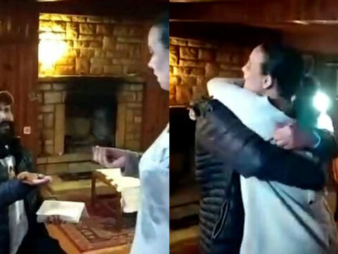 Filmin çəkiliş meydançasında evlilik təklifi: Duyğulu anlar – VİDEO